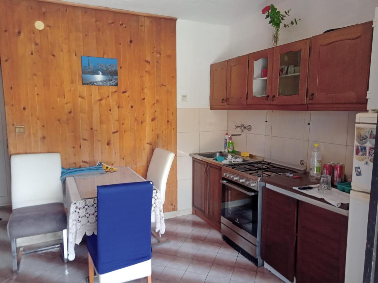 Apartments Nikola Pucisca Eksteriør billede